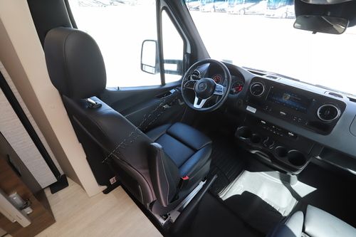 2021 Winnebago View 24D