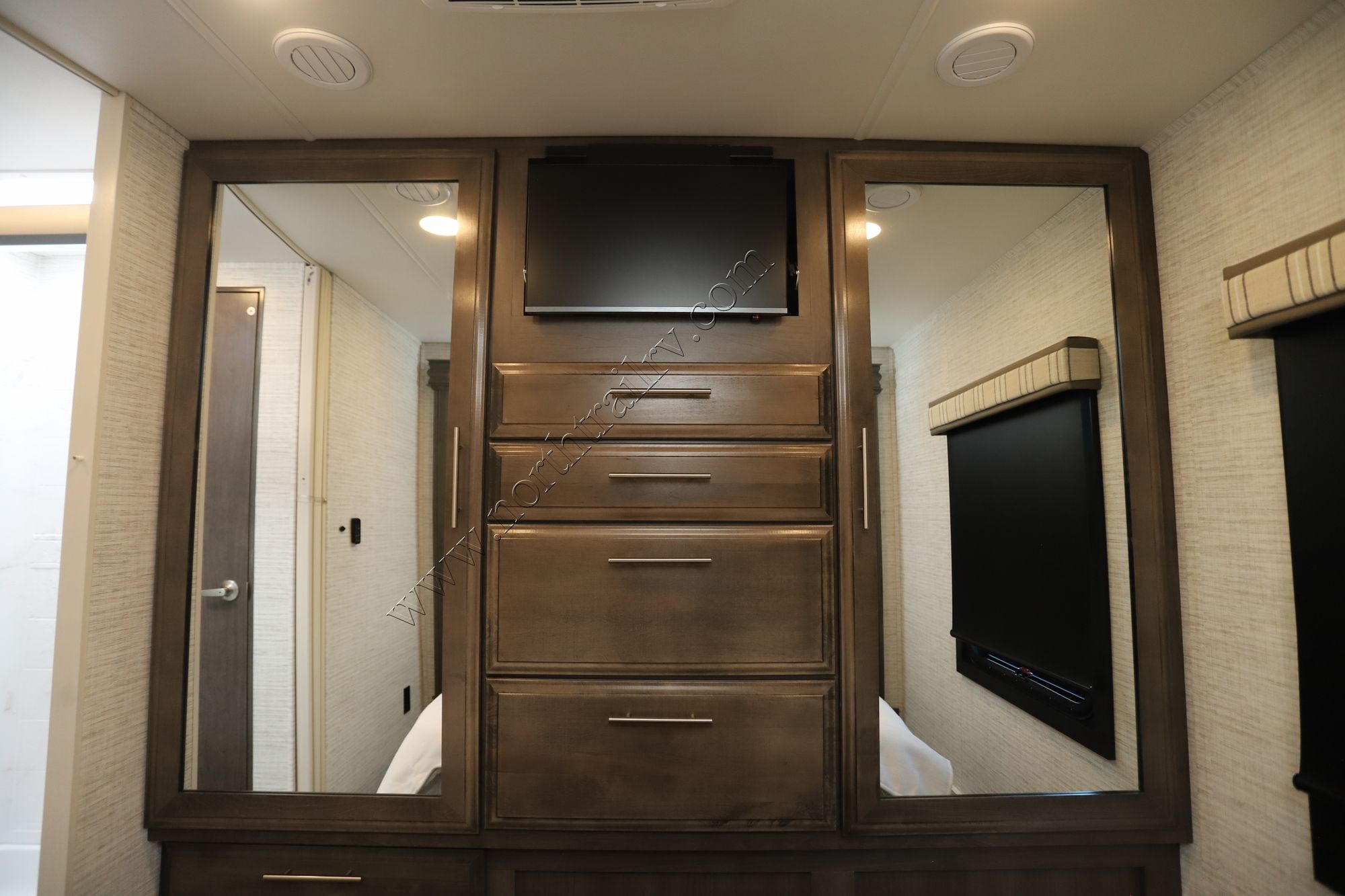 New 2025 Jayco Greyhawk 29MV Class C  For Sale