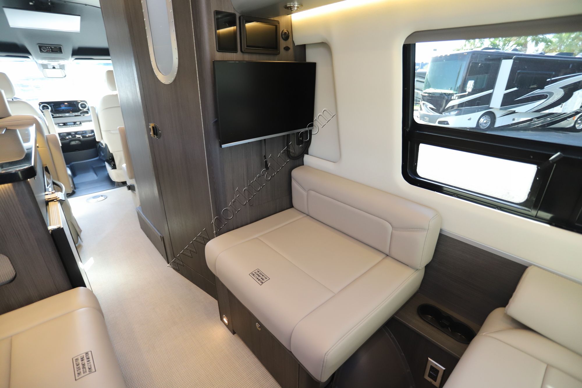 New 2025 Airstream Interstate GLE1 Class B  For Sale