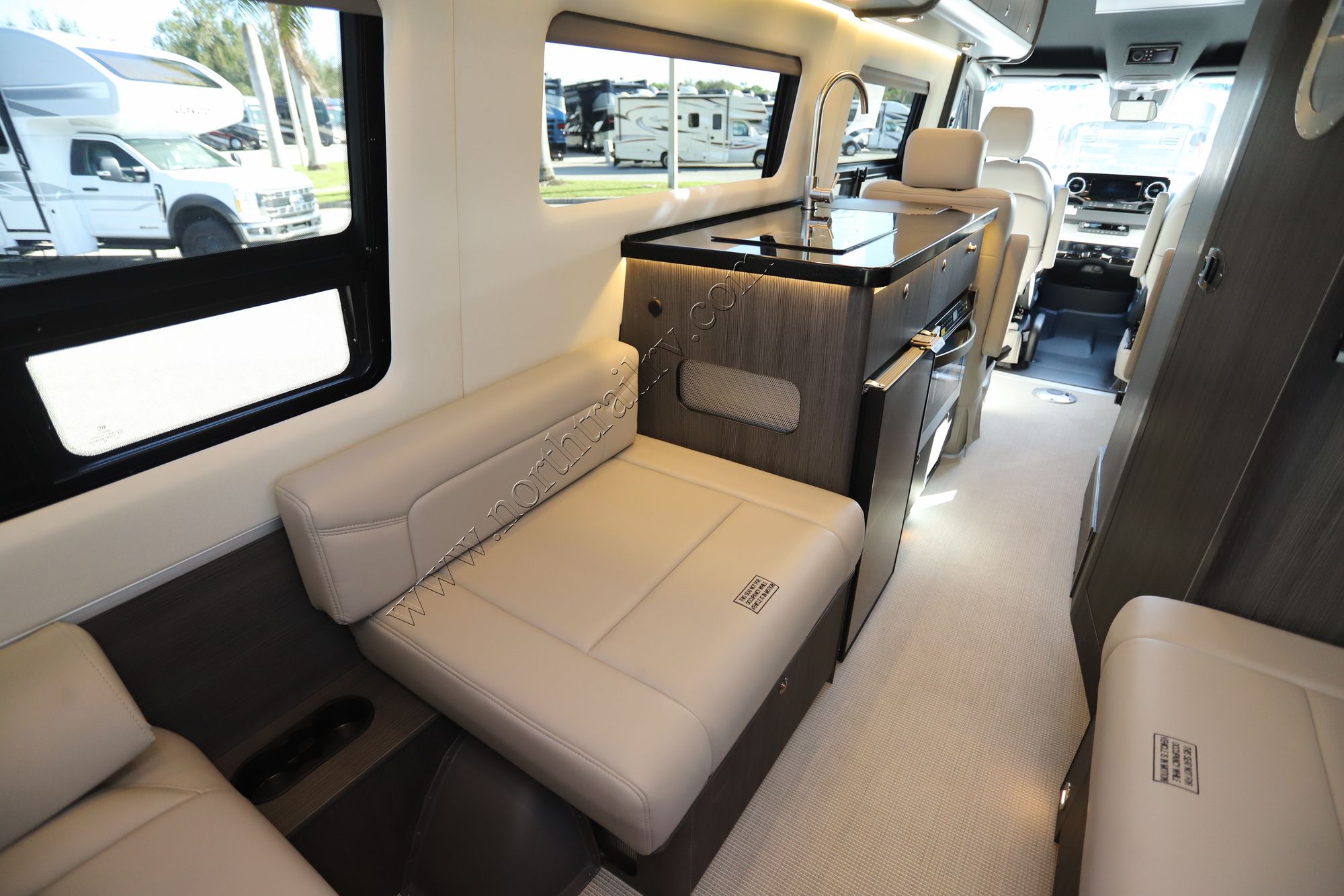 New 2025 Airstream Interstate GLE1 Class B  For Sale