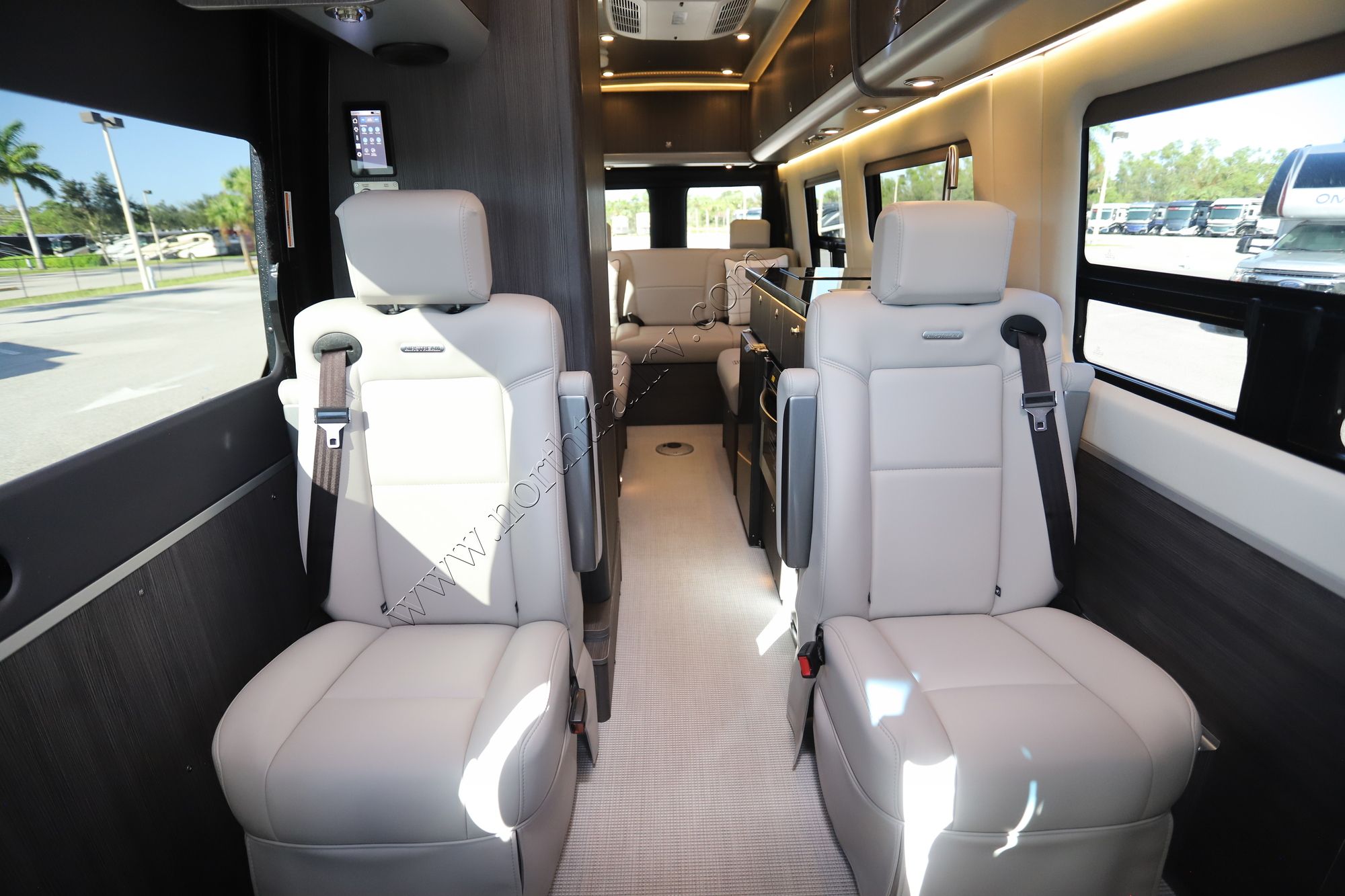 New 2025 Airstream Interstate GLE1 Class B  For Sale