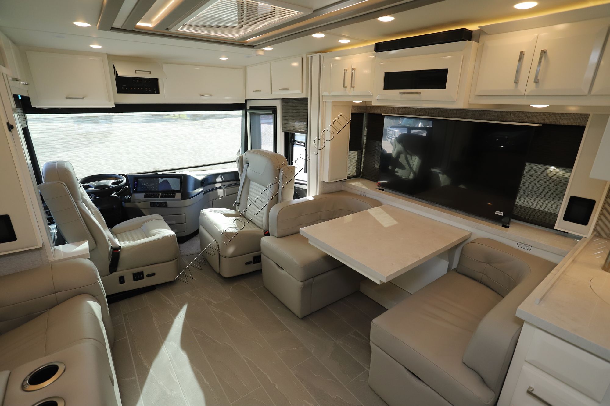 New 2025 Newmar New Aire 3543 Class A  For Sale