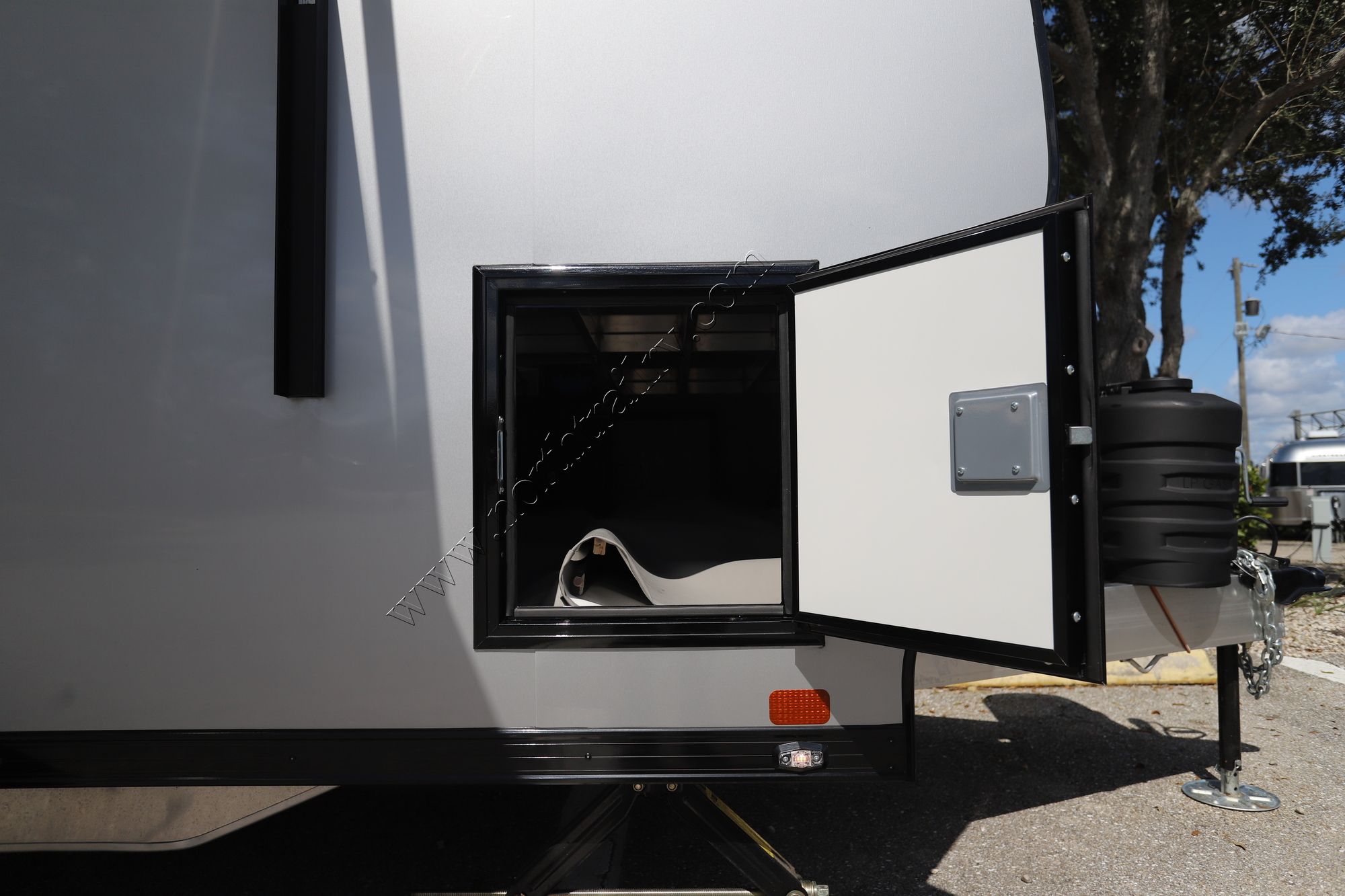 Used 2025 Atc Pla 450 2011 Travel Trailer  For Sale