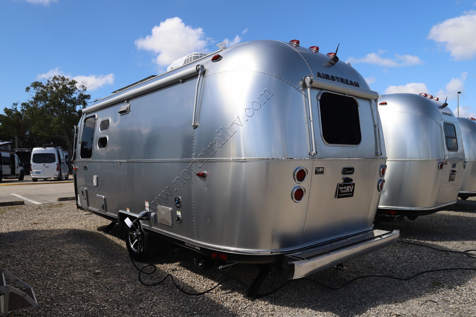 New 2025 Airstream Caravel 22FB Travel Trailer  For Sale