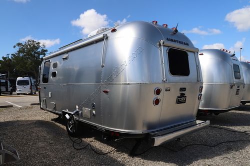 2025 Airstream Caravel 22FB