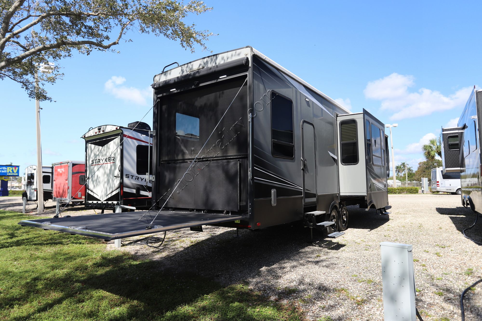 Used 2020 Keystone Carbon 358 Fifth Wheel  For Sale