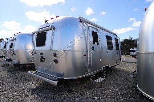 2025 Airstream Caravel 22FB