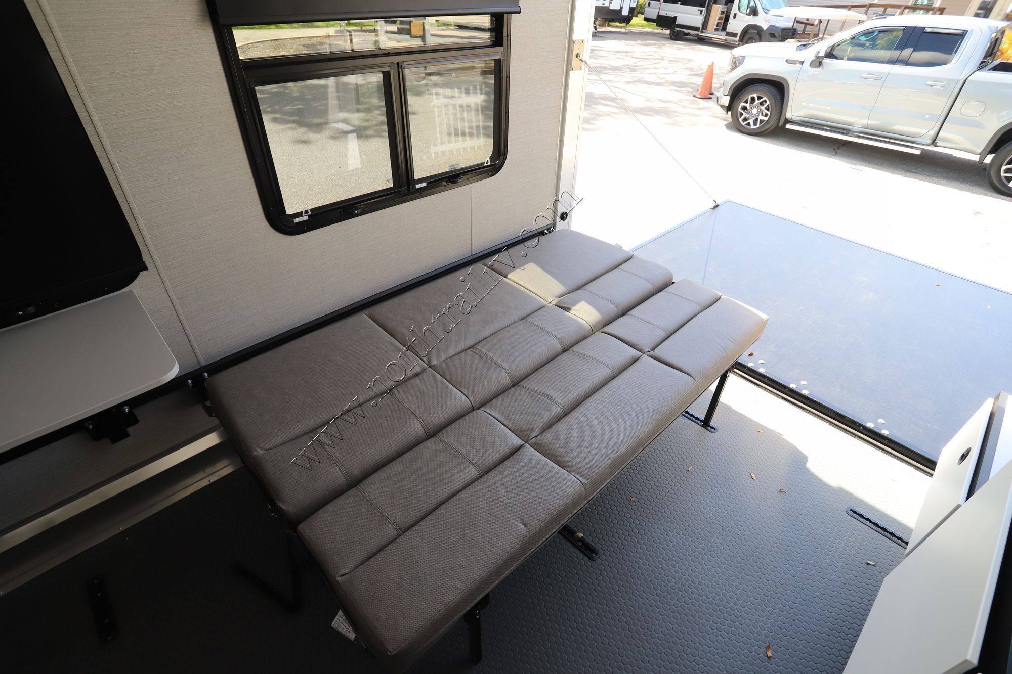 Used 2025 Atc Pla 450 2011 Travel Trailer  For Sale