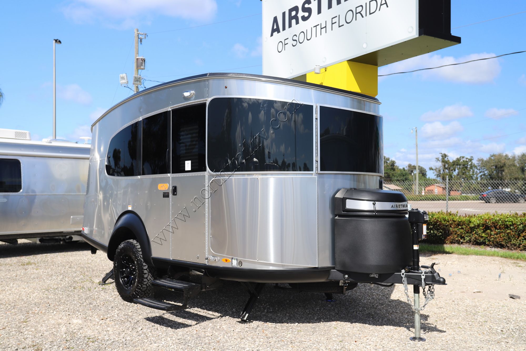 New 2025 Airstream Basecamp 20X Travel Trailer  For Sale