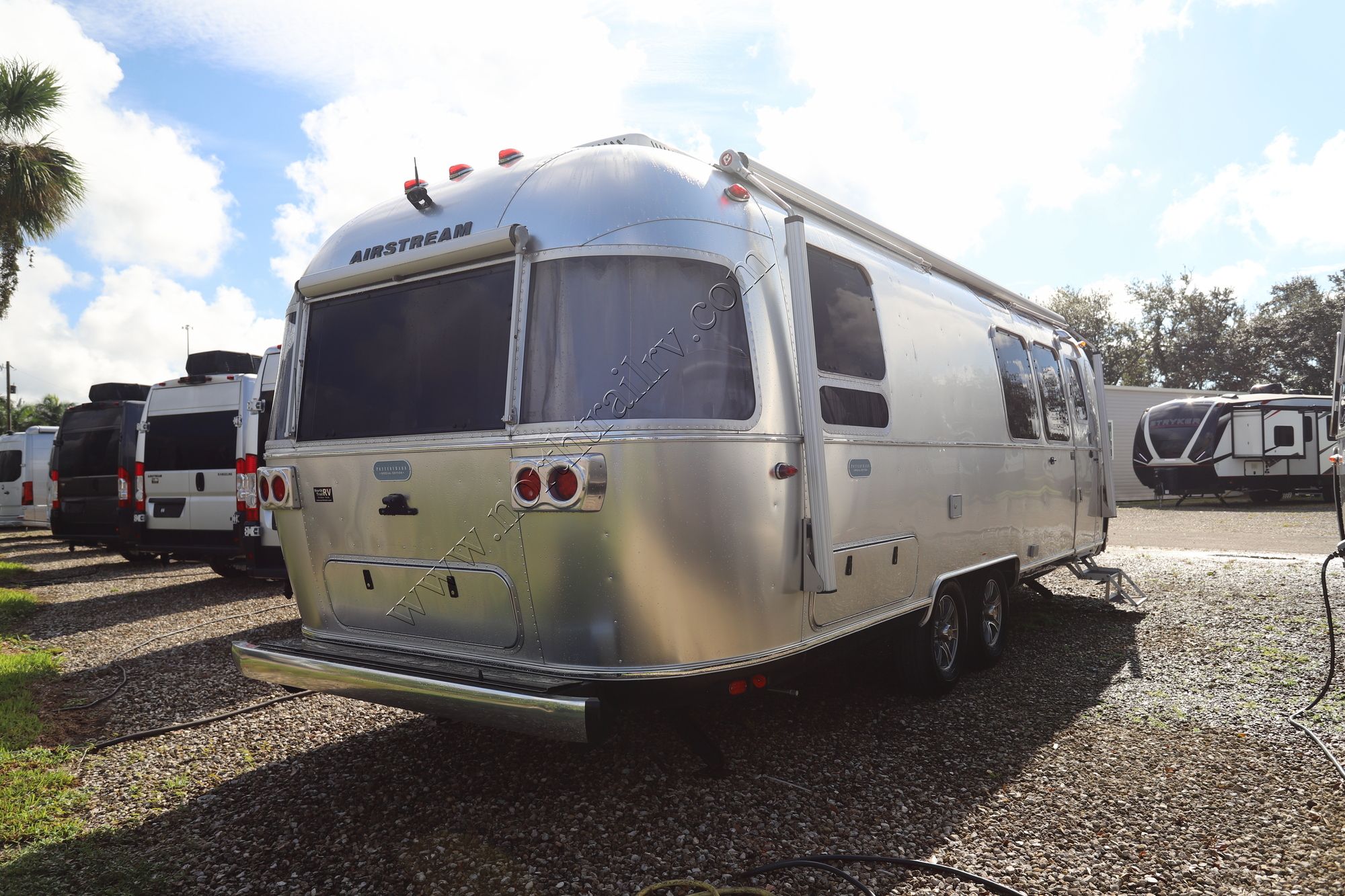 Used 2023 Airstream Pottery Barn 28RBT Travel Trailer  For Sale