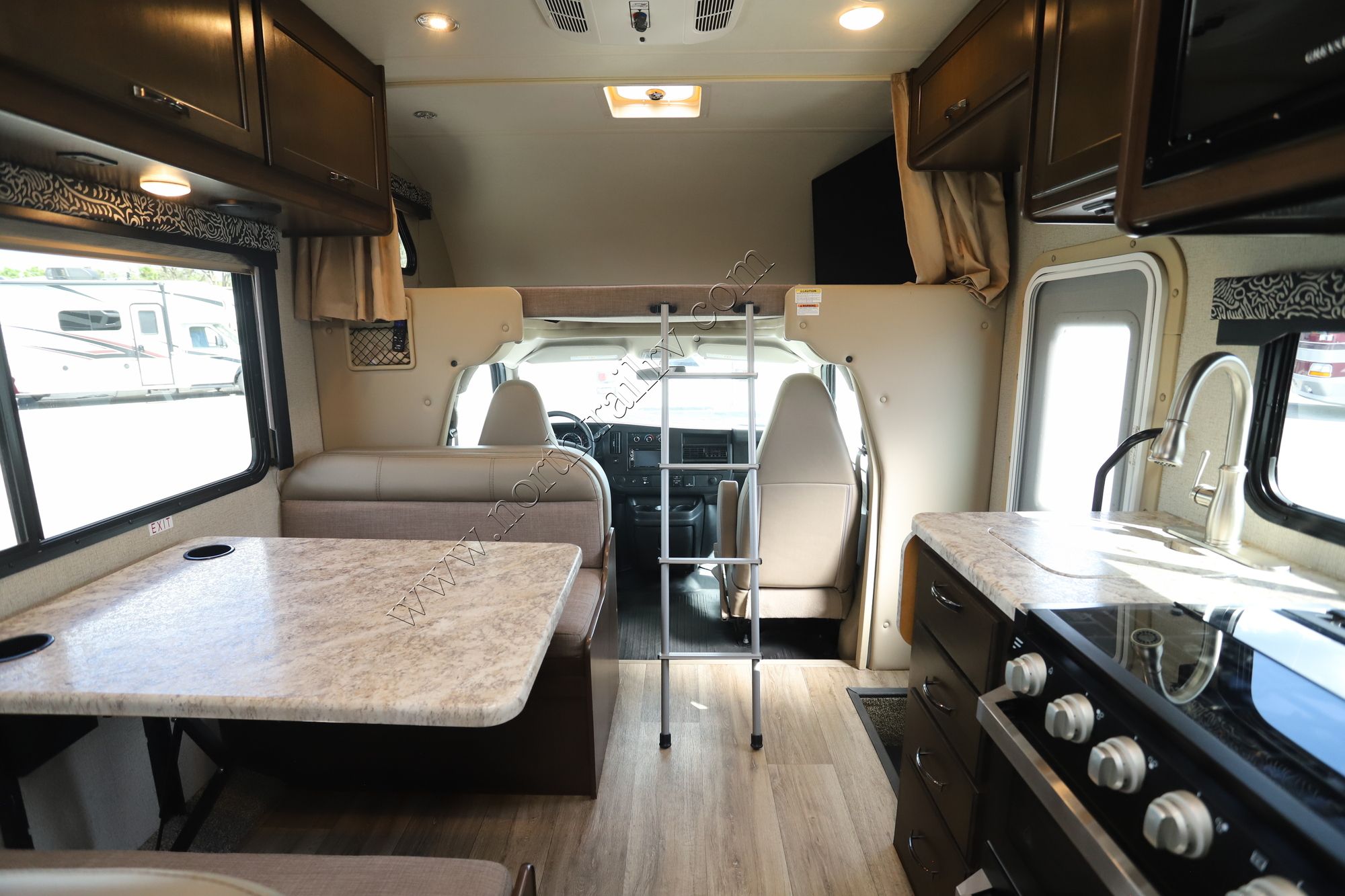 Used 2020 Thor Freedom Elite 22HE Class C  For Sale