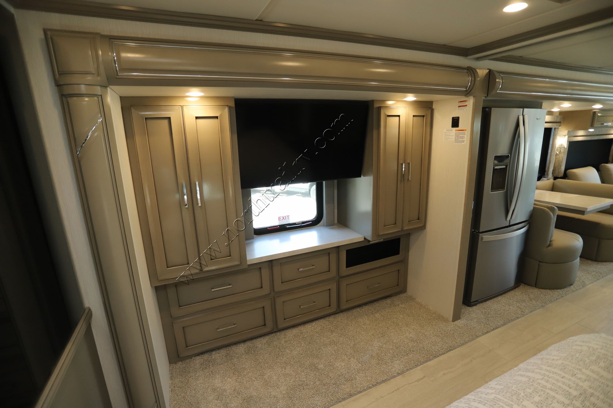 New 2025 Newmar Ventana 3809 Class A  For Sale