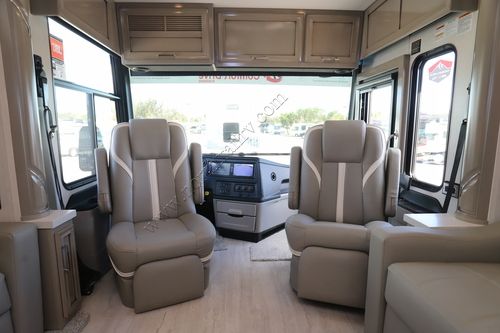 2025 Newmar Ventana 3809