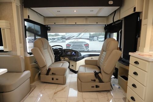 2025 Tiffin Motor Homes Allegro Red 38KA