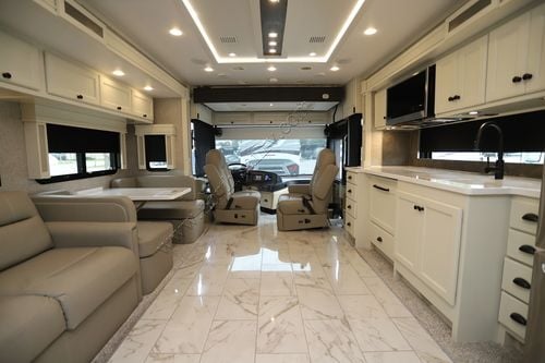 2025 Tiffin Motor Homes Allegro Red 38KA