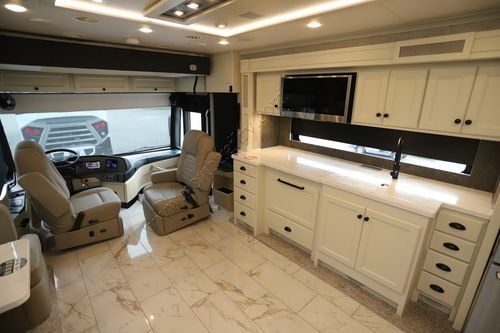 2025 Tiffin Motor Homes Allegro Red 38KA