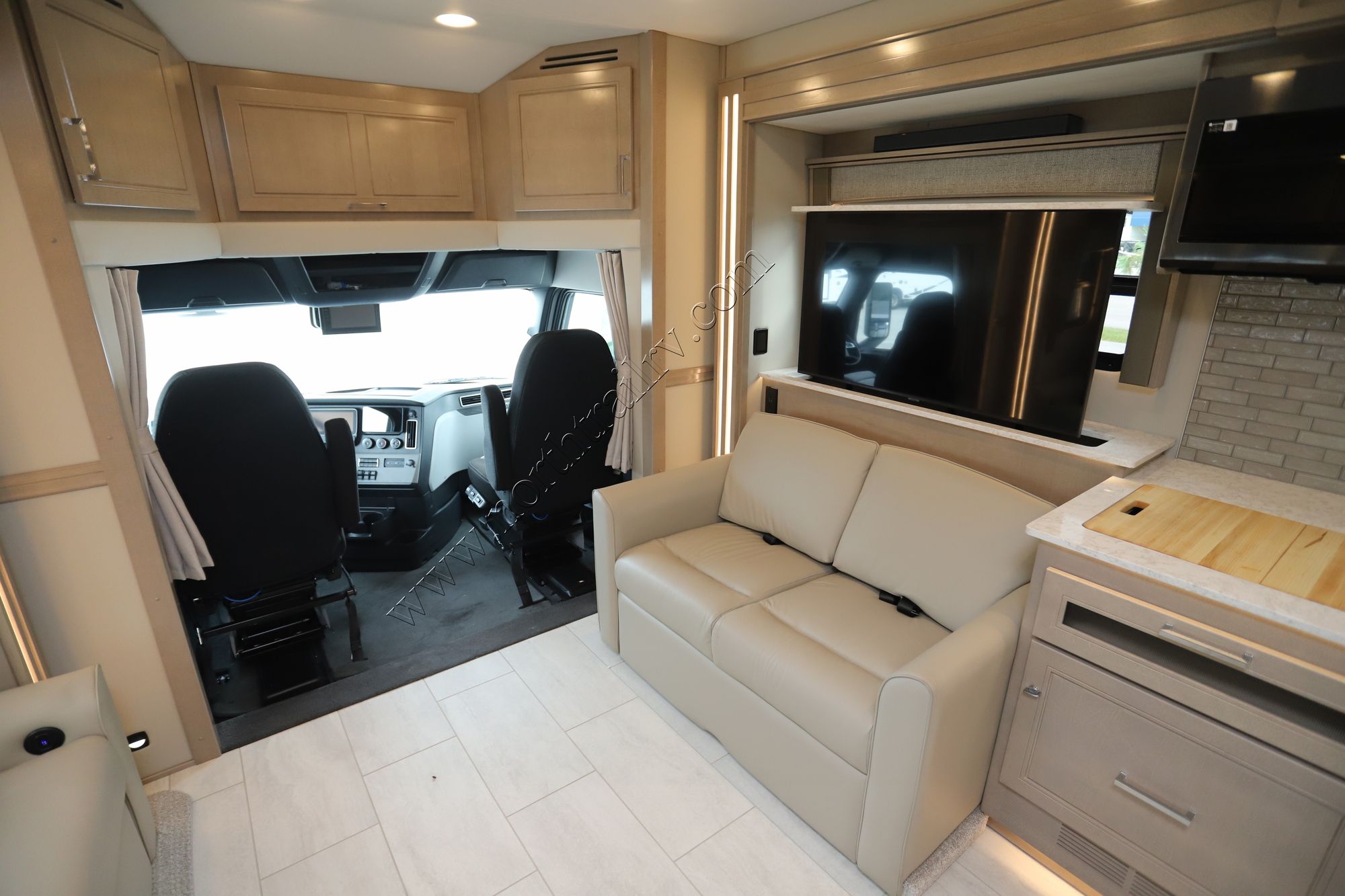 New 2025 Renegade Rv Xl 45QS Super C  For Sale