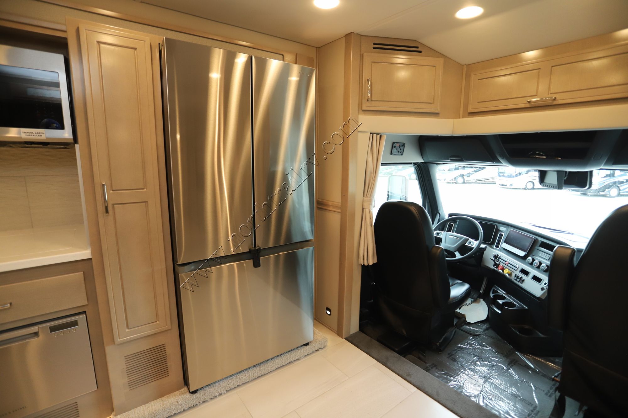 New 2025 Renegade Rv Explorer 40ERB Super C  For Sale