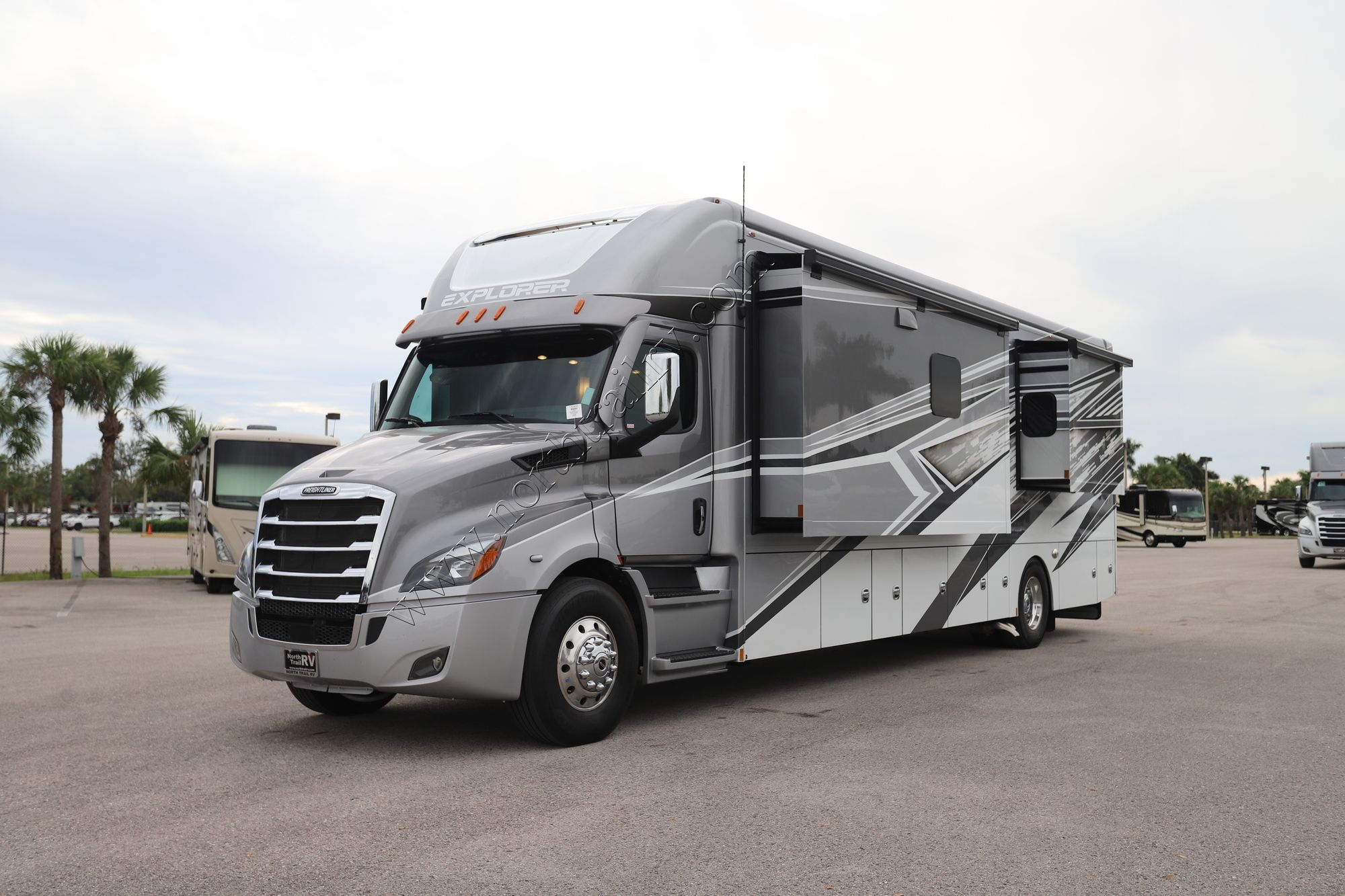 New 2025 Renegade Rv Explorer 40ERB Super C  For Sale