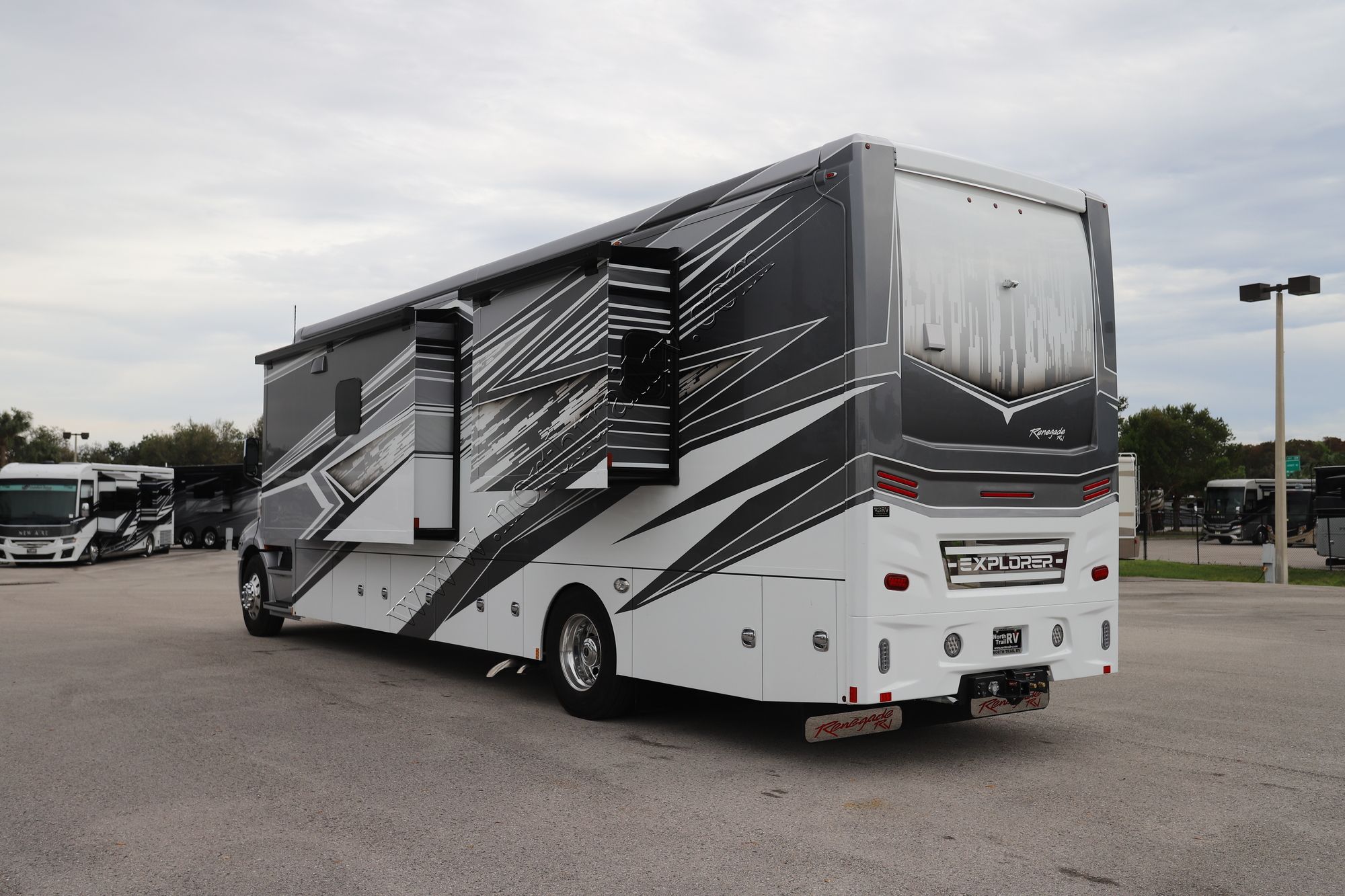 New 2025 Renegade Rv Explorer 40ERB Super C  For Sale