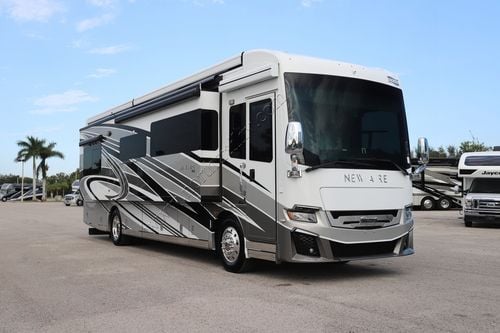 2022 Newmar New Aire 3545