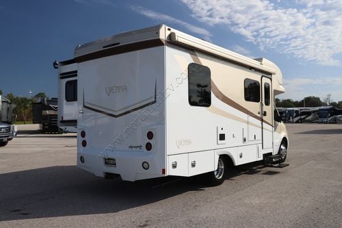 2022 Renegade Rv Vienna 25FWC