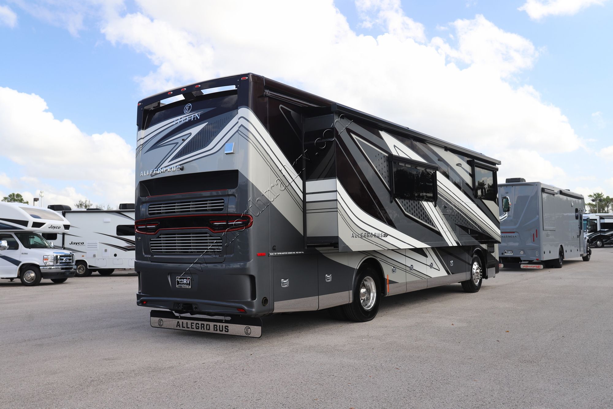 New 2025 Tiffin Motor Homes Allegro Bus 35CP Class A  For Sale