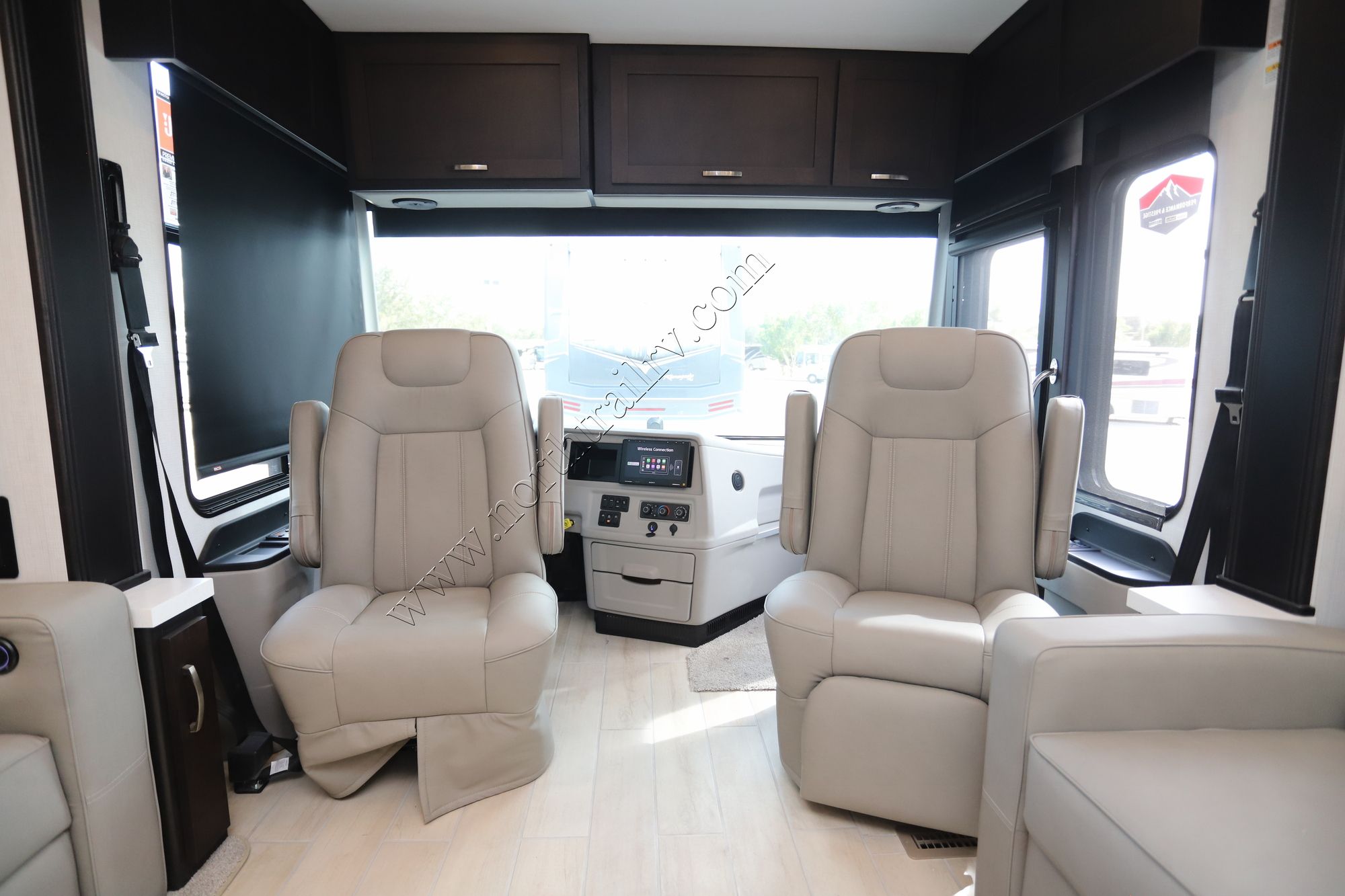 New 2025 Newmar Northern Star 4037 Class A  For Sale