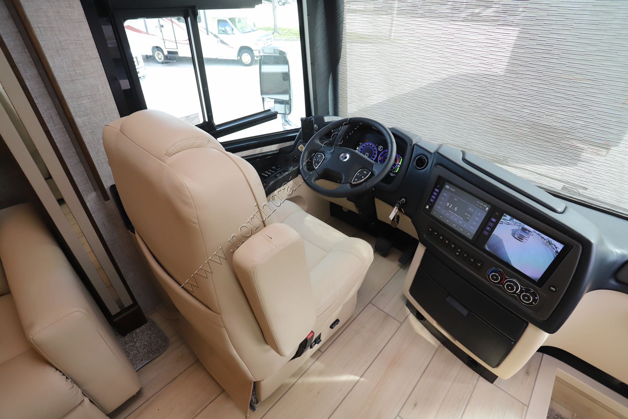 New 2025 Tiffin Motor Homes Allegro Bus 35CP Class A  For Sale