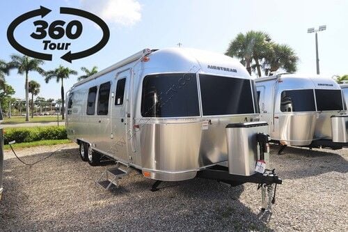 2024 Airstream Flying Cloud 28RB