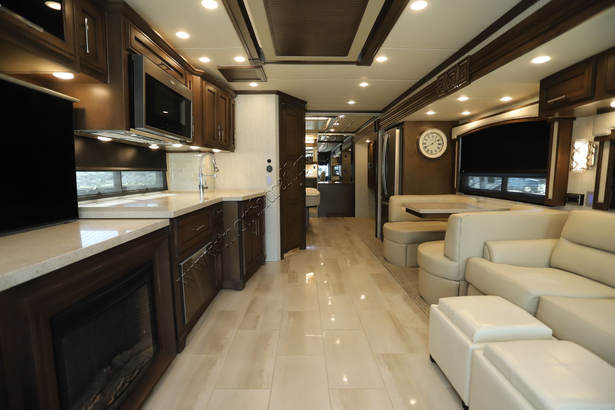 Used 2022 Newmar Ventana 3709 Class A  For Sale