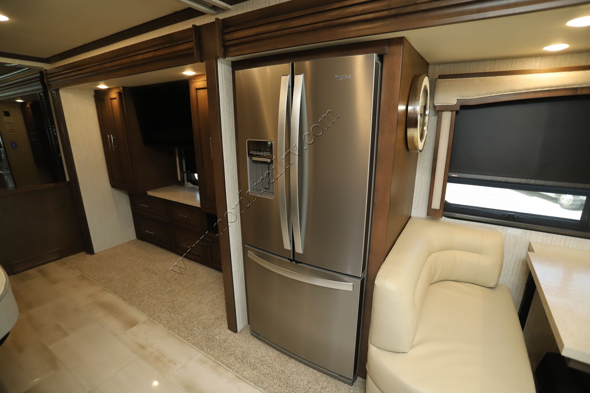 Used 2022 Newmar Ventana 3709 Class A  For Sale