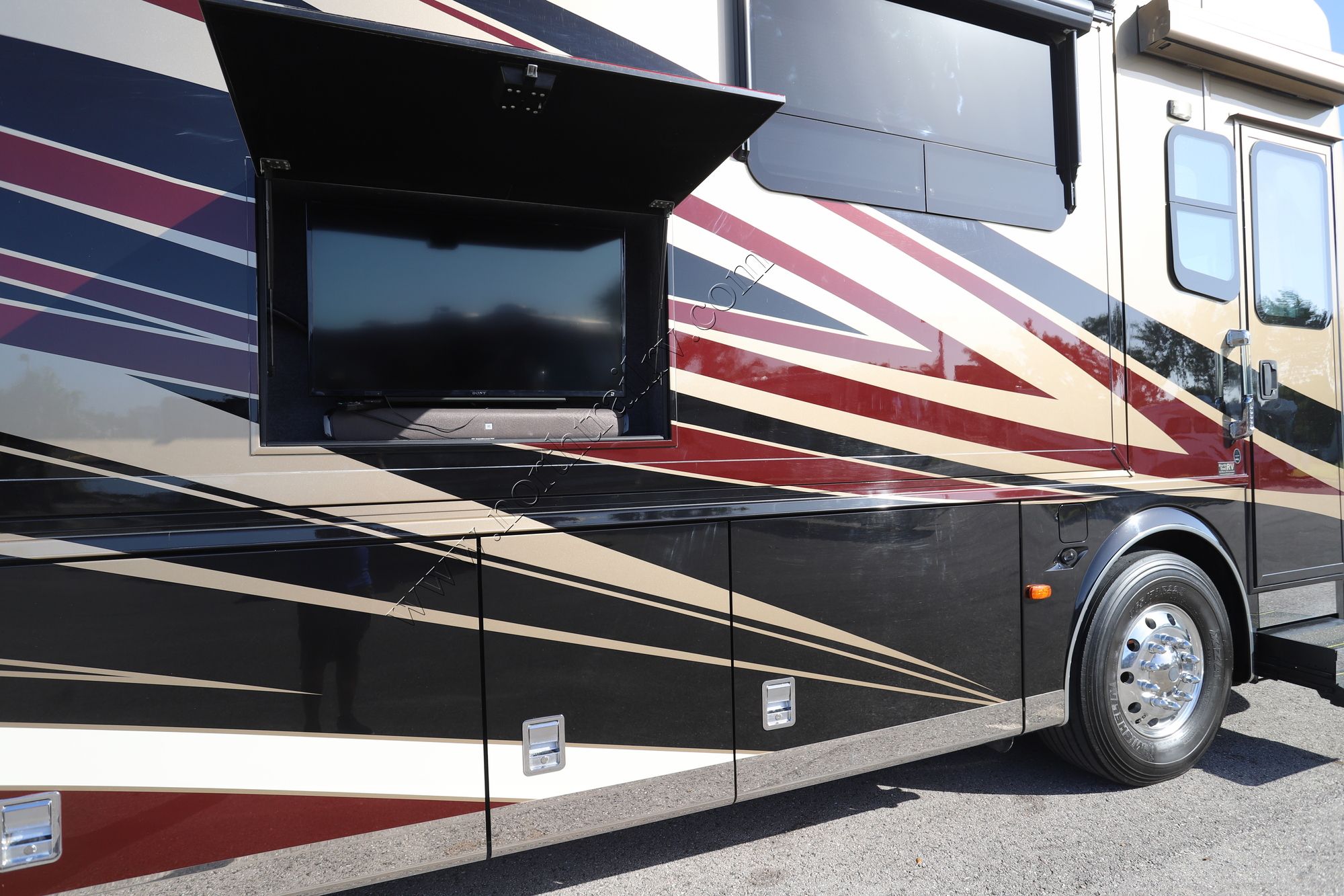 Used 2016 Newmar London Aire 4519 Class A  For Sale