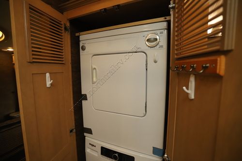 2016 Newmar London Aire 4519