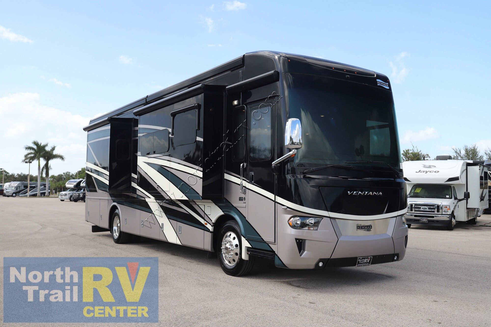 Used 2022 Newmar Ventana 3709 Class A  For Sale