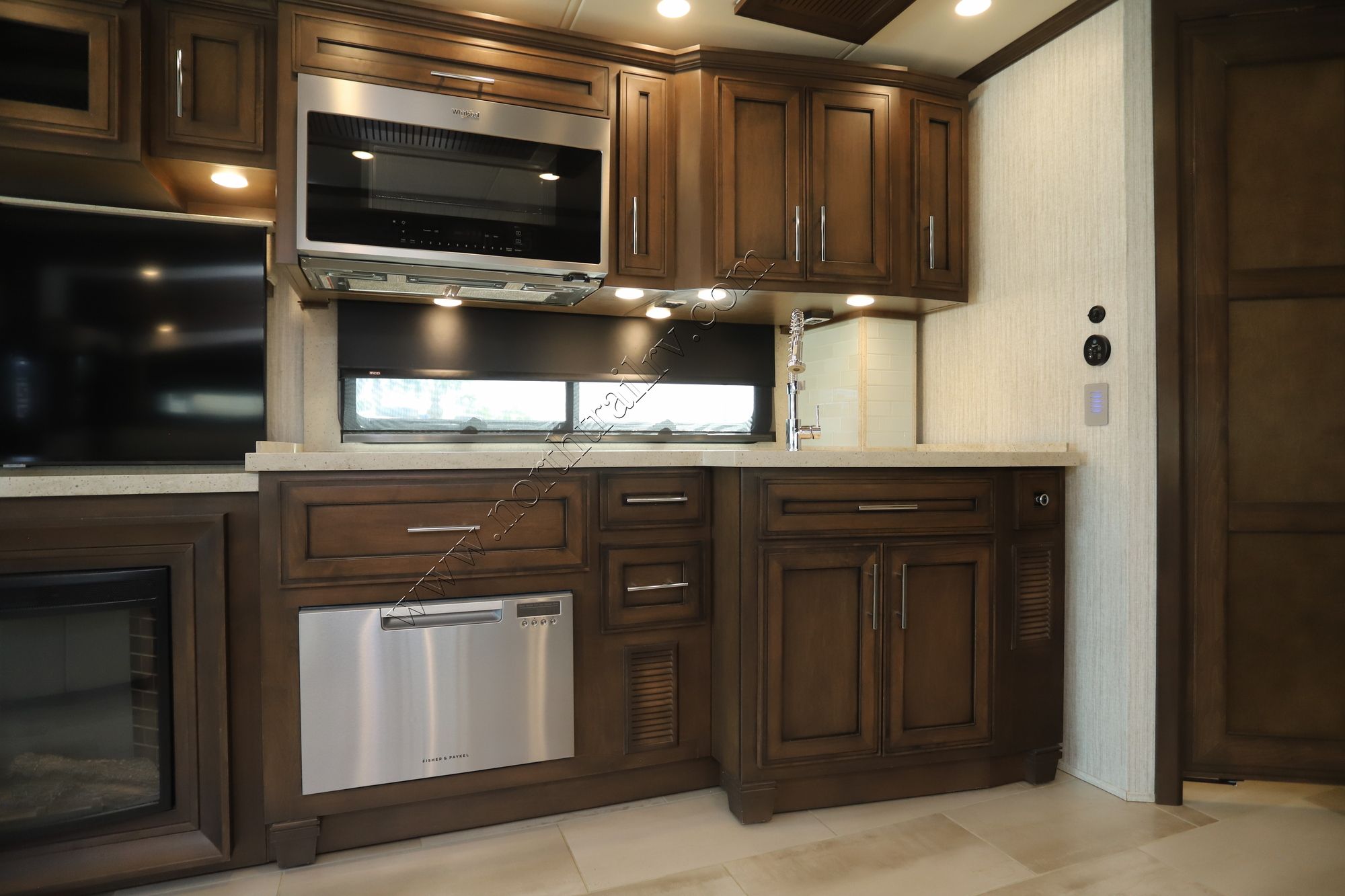 Used 2022 Newmar Ventana 3709 Class A  For Sale