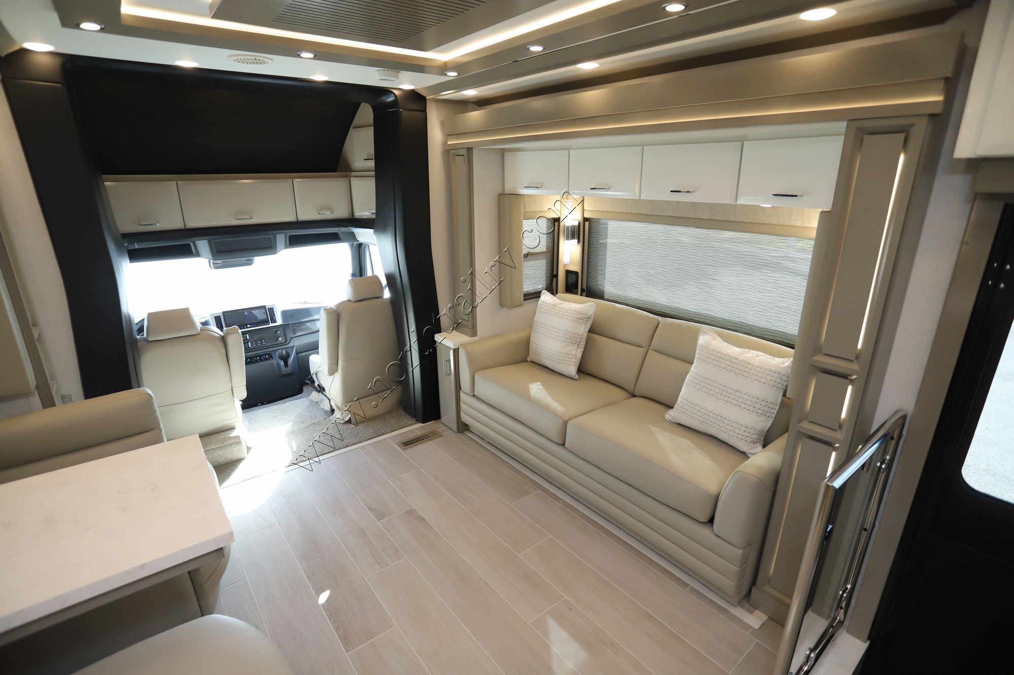 New 2025 Newmar Supreme Aire 4051 Super C  For Sale