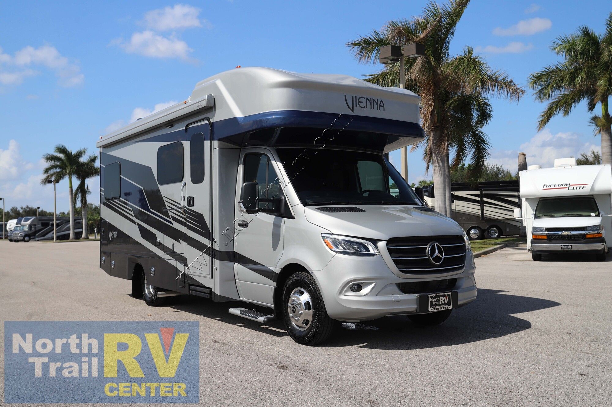 New 2025 Renegade Rv Vienna 25TBC Class C  For Sale