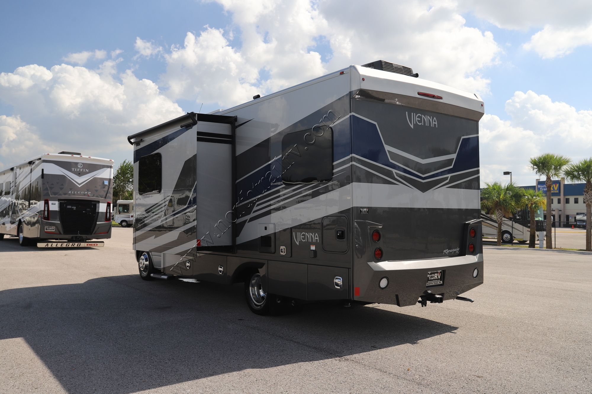 New 2025 Renegade Rv Vienna 25TBC Class C  For Sale