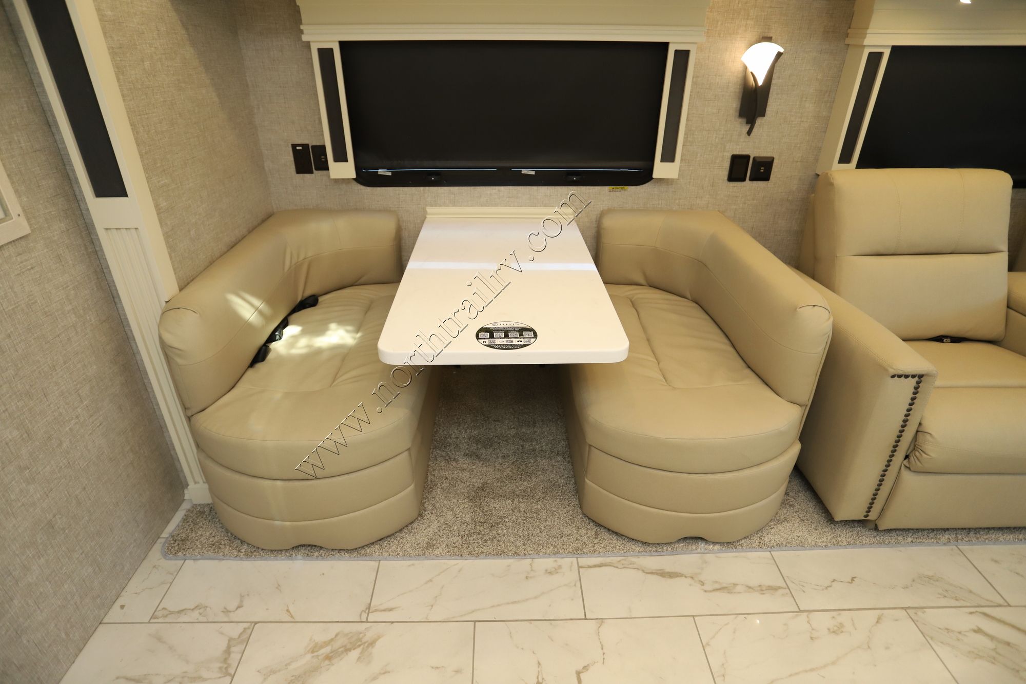 New 2025 Tiffin Motor Homes Allegro Red 37BA Class A  For Sale