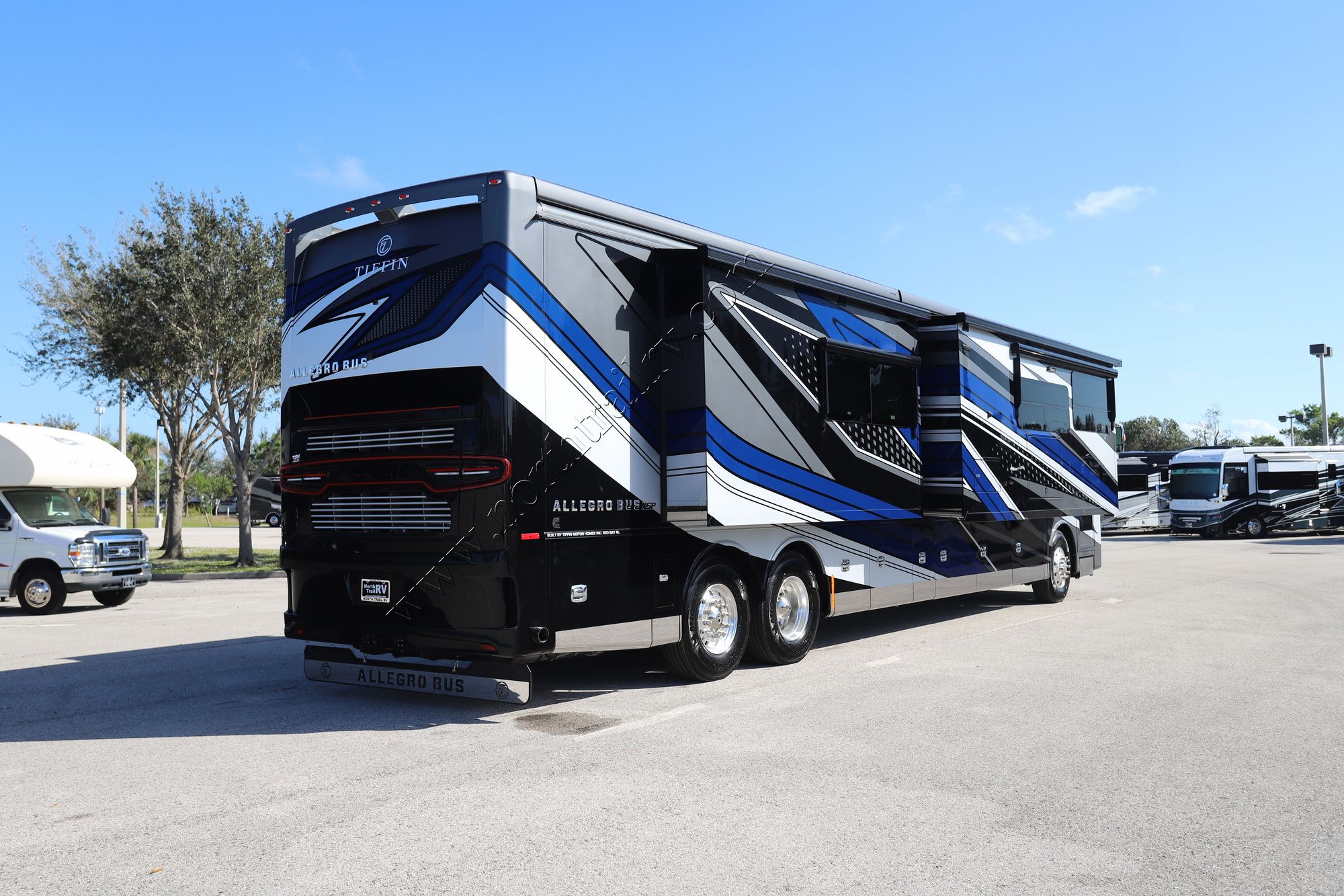 New 2025 Tiffin Motor Homes Allegro Bus 45OPP Class A  For Sale