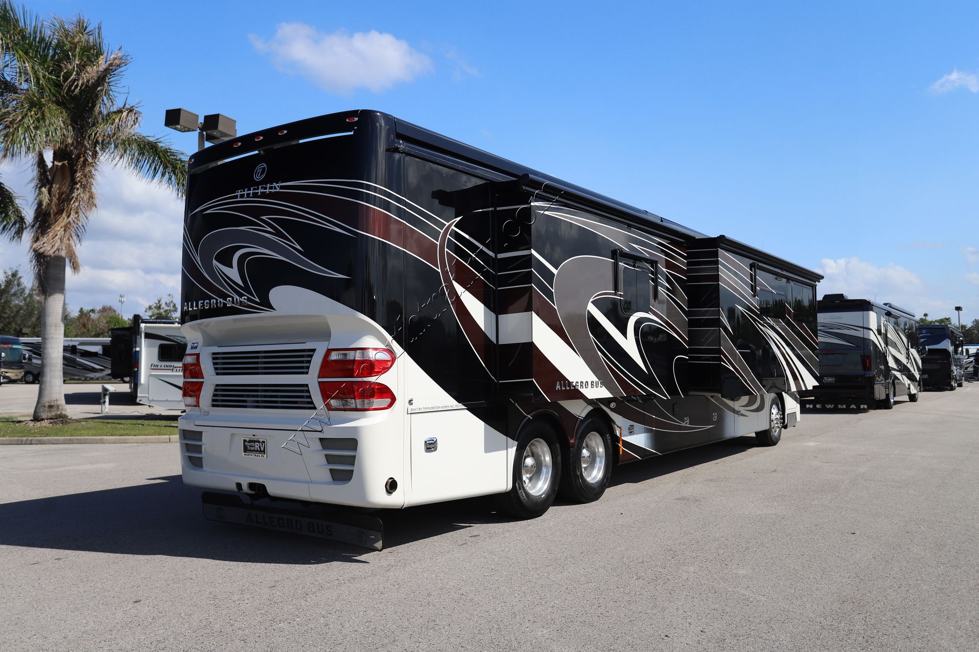 Used 2018 Tiffin Motor Homes Allegro Bus 45OPP Class A  For Sale