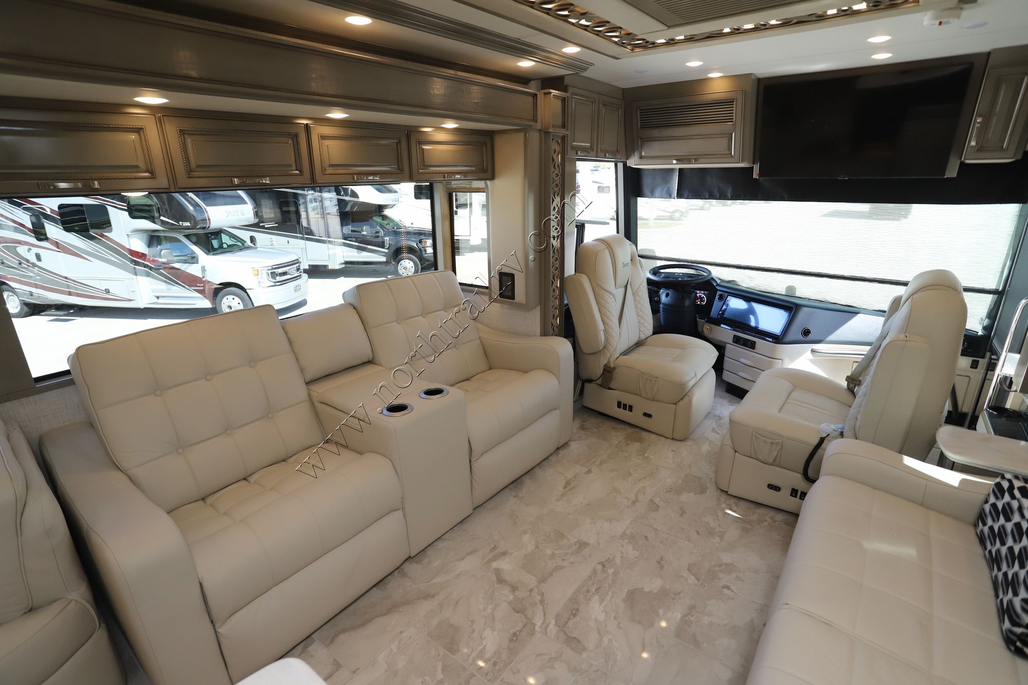 New 2025 Newmar Essex 4569 Class A  For Sale