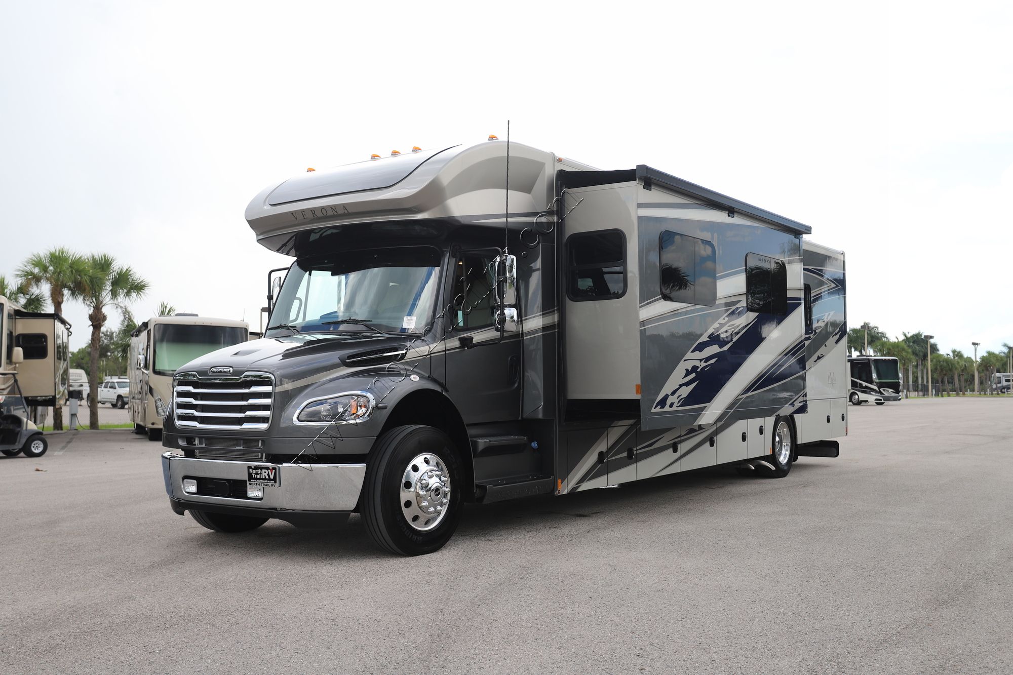 Used 2024 Renegade Rv Verona 40VRB Super C  For Sale