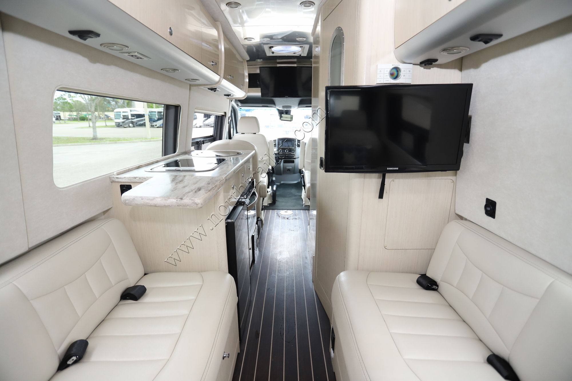 2016 Airstream Interstate EXT LOUNGE Class B Used  For Sale