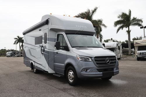 2025 Tiffin Motor Homes Wayfarer 25XRW Class C