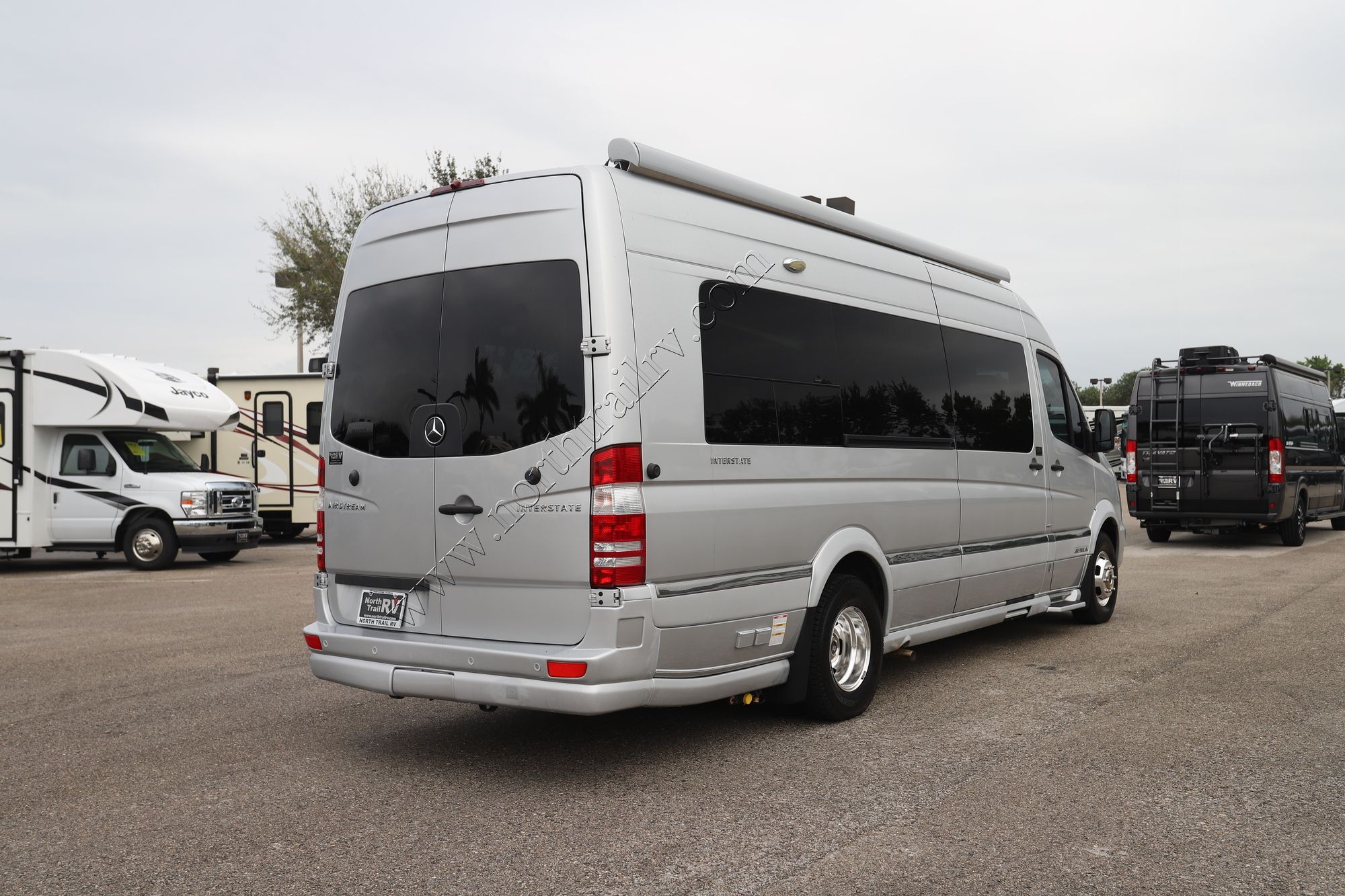 Used 2017 Airstream Interstate EXT LOUNGE Class B  For Sale