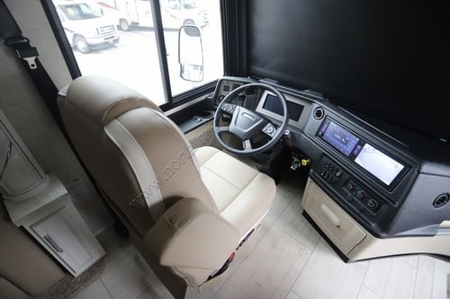 2025 Newmar Ventana 4037