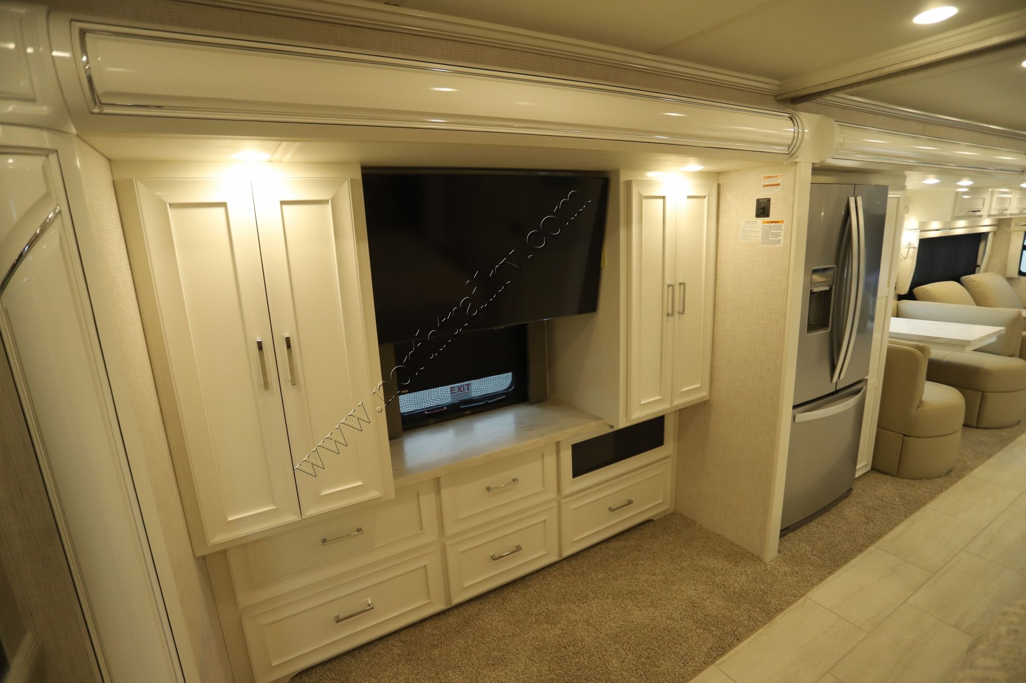 New 2025 Newmar Ventana 4037 Class A  For Sale