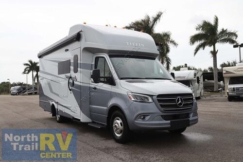 2025 Tiffin Motor Homes Wayfarer 25XRW Class C